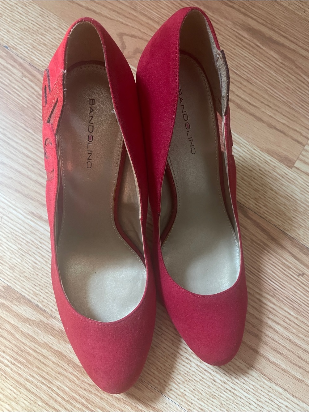 Bandolino Red Suede Pointed Toe Pumps